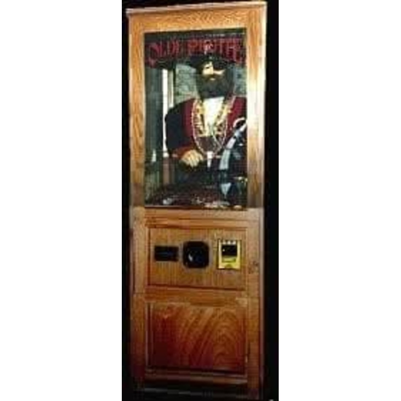 “Olde Pirate” Animatronic Fortune Teller Machine