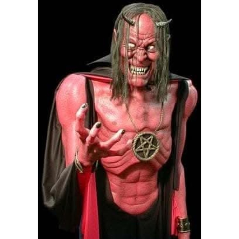 “Stalkaround – Ultimate Demon” Professional Costume