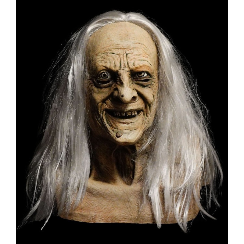 “Witchy Woman” HD Studios Pro Halloween Mask