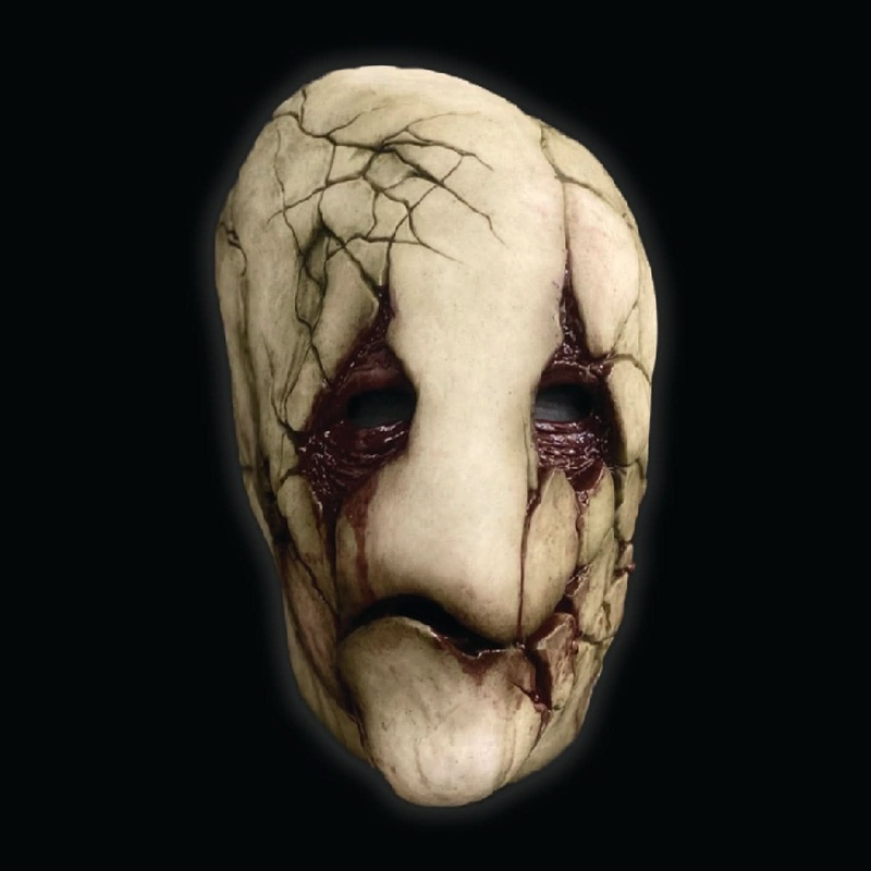 “Cracked” Hybrid Silicone Mask