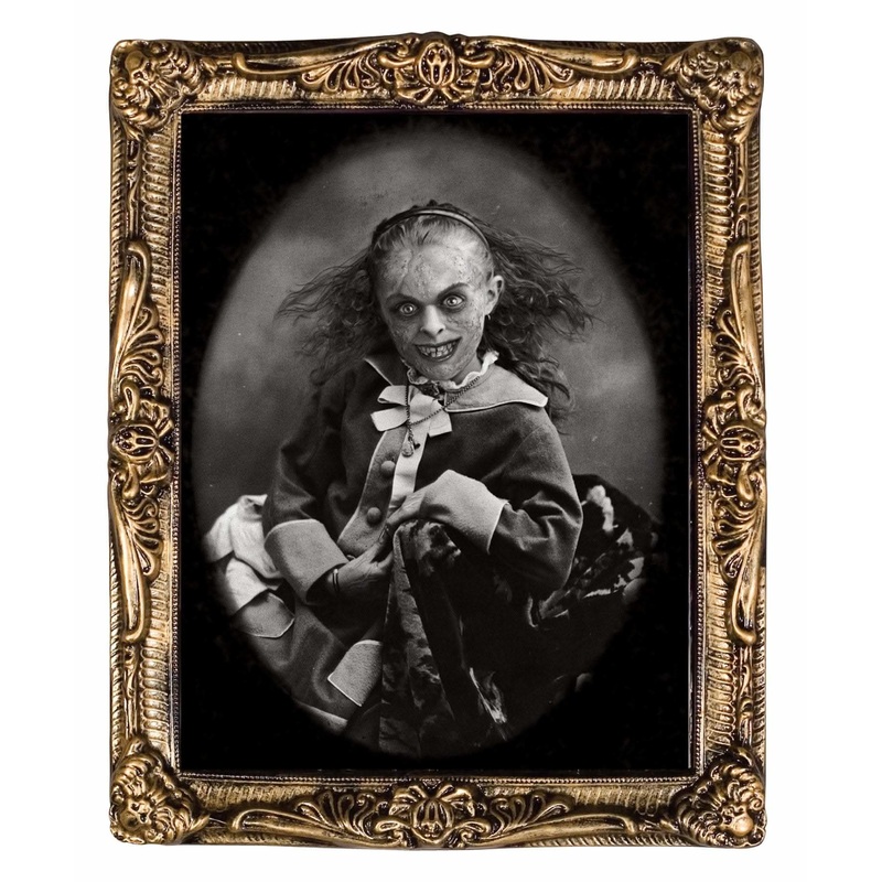“Changing Portrait – Pretty” Hanging Halloween Decoration