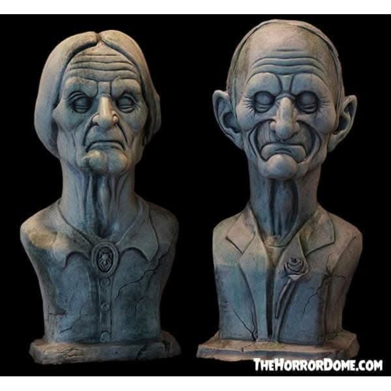 “Madam and Master Macy Ghostly Manor Busts” HD Exclusive Spooky Halloween Decoration