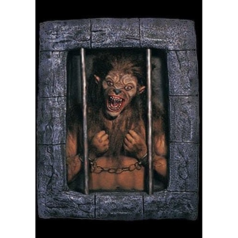 “Gothic Werewolf Wall-Breaker” 3D Hanging Halloween Decoration